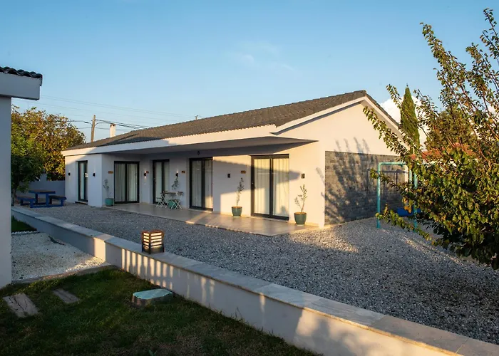 Bi ' Masa Culinary Farm אורלה